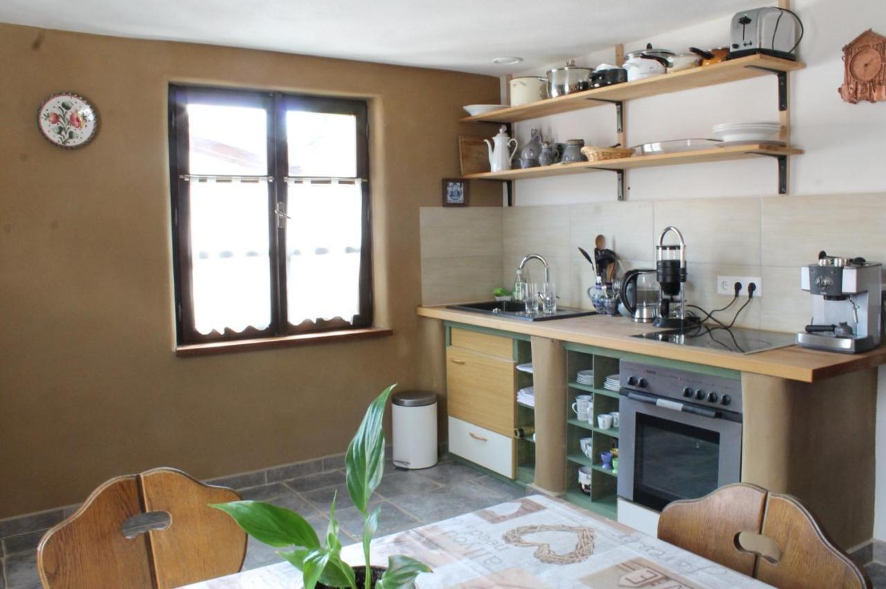 Feriengut Zum Trinkstorch Apartamento Leinsweiler Exterior foto
